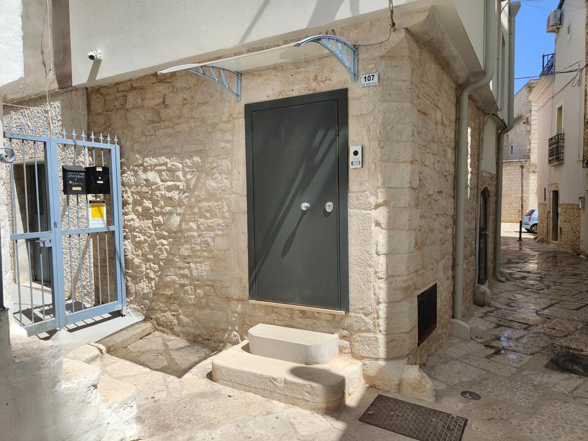 Вилла Vicolo 107 Sannicandro di Bari Экстерьер фото